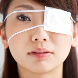 Øynene kan skades på mange måter